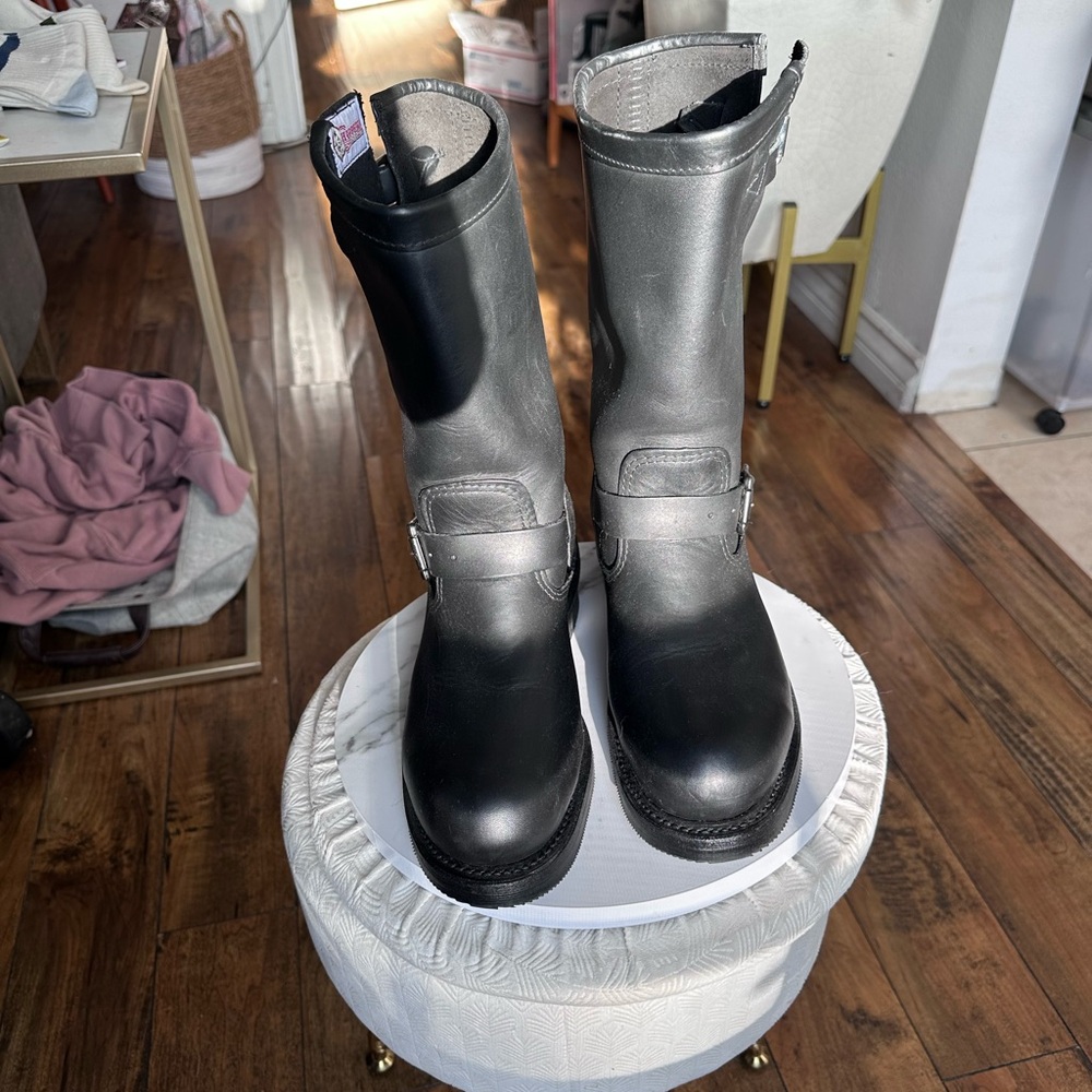 Chippewa Black Leather biker  Boots